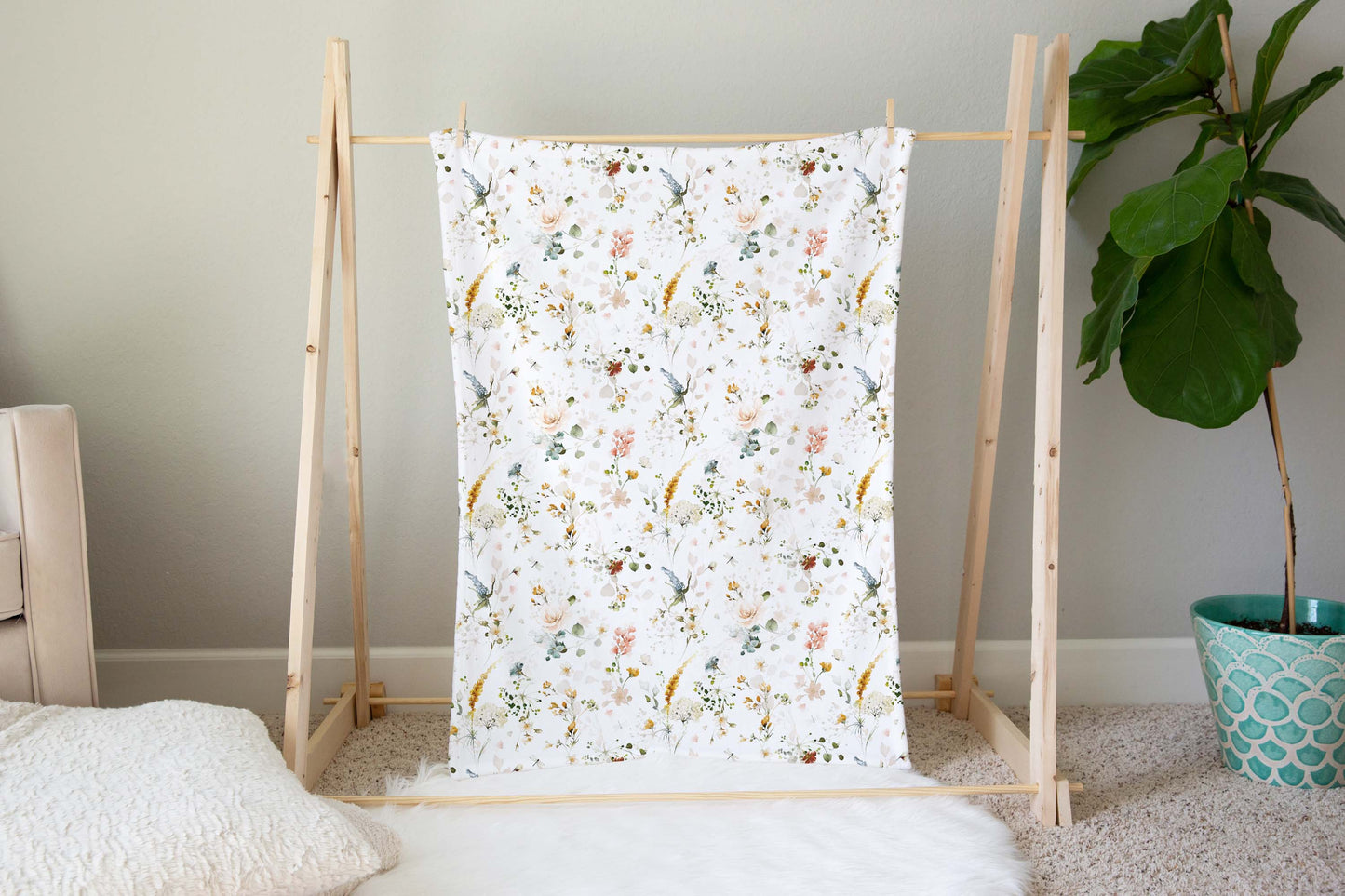 Vintage floral Blanket, Wildflower Nursery Bedding - Vintage Garden