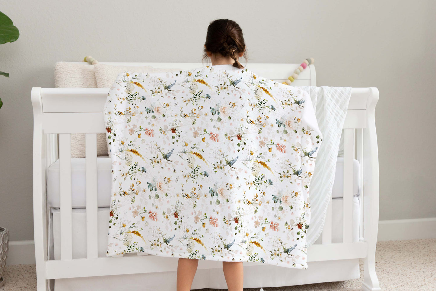 Vintage floral Blanket, Wildflower Nursery Bedding - Vintage Garden