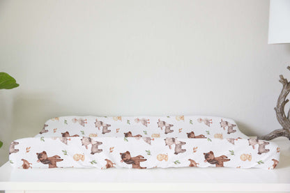 Farm Animals Changing Pad Cover, Barnyard Nursery Decor - Lovely Farm